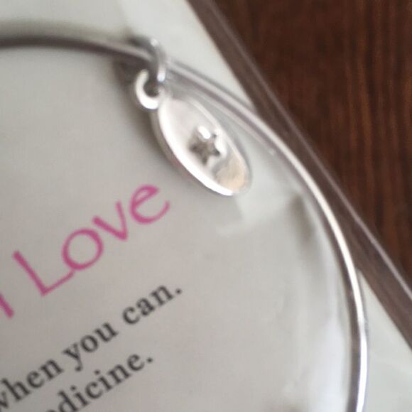 🔹Unwritten Live Laugh Love Charm Bracelet - Picture 5 of 5